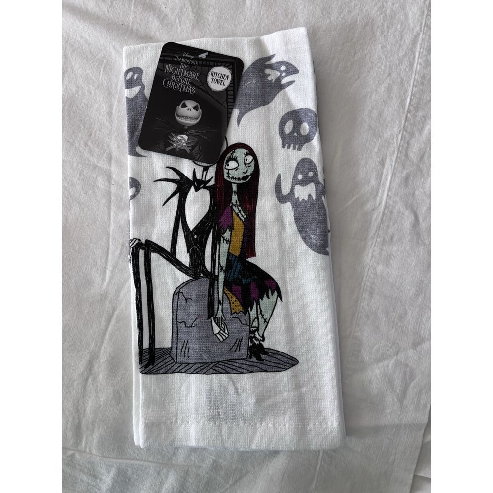 Disney's Nightmare Before Christmas NwT Kitchen Towel. 2805‎